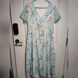 Women's size large sheer dress with sewn in slip side zipper